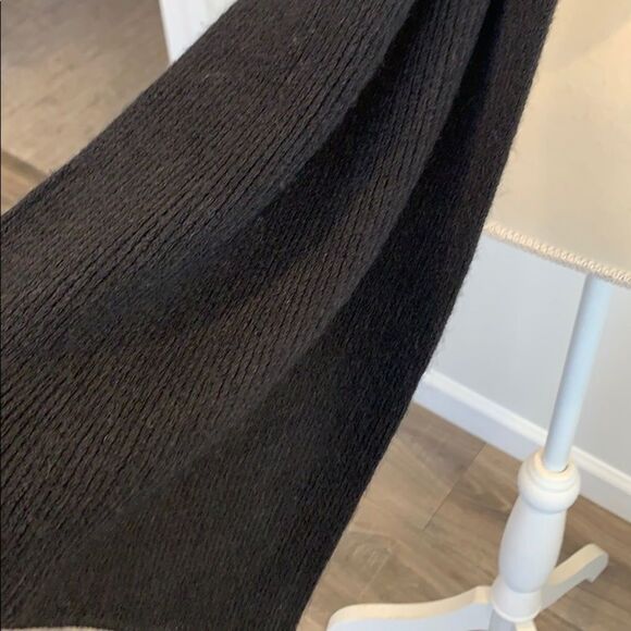 Men/Women’s Black Armani Parfums Black Scarf - Picture 2 of 3